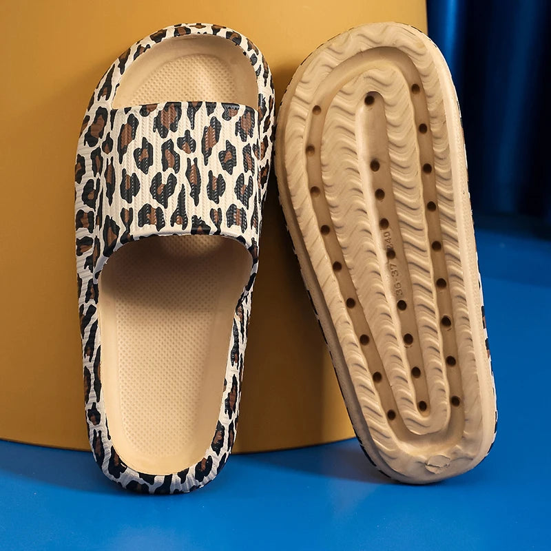 Chinelo Espesso Plataforma 2024