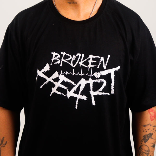 BrokenHeart - Blusa Manga Curta
